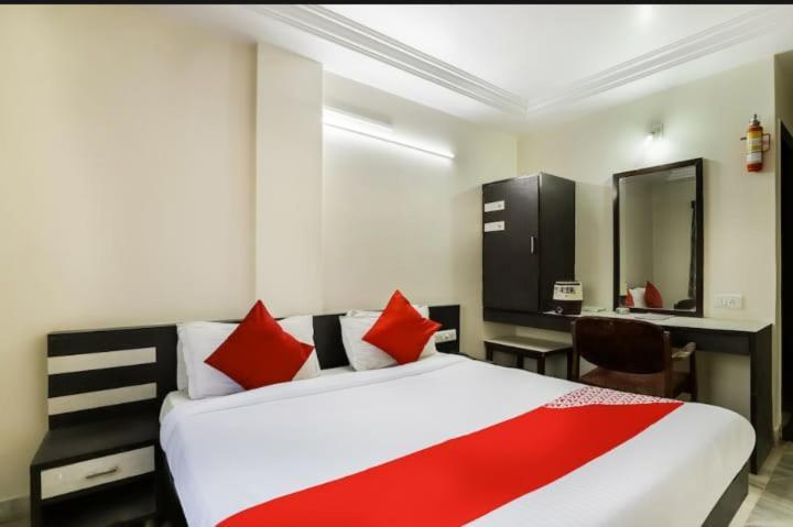Hotel Asopalav Ambaji Zewnętrze zdjęcie