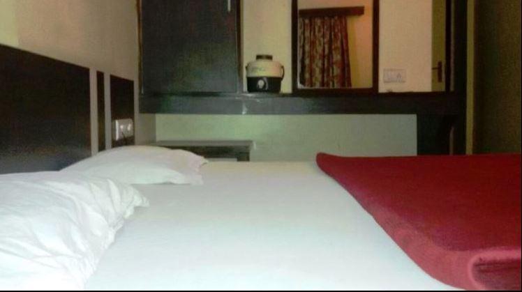 Hotel Asopalav Ambaji Zewnętrze zdjęcie